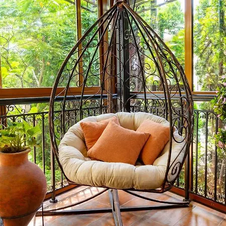 Хотел джулия 3*