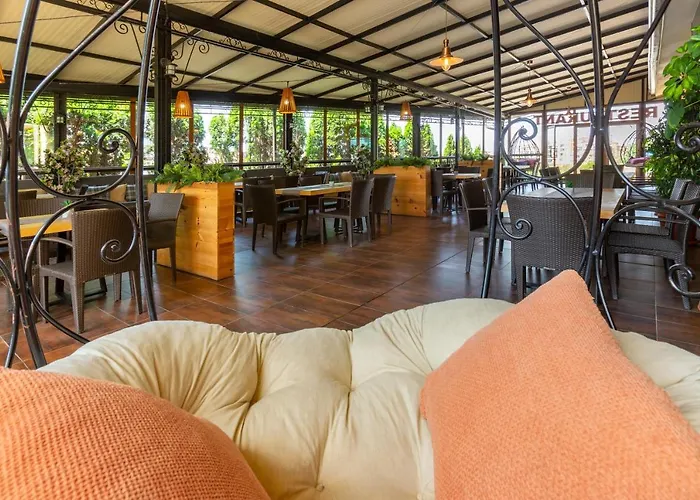 Julia Свети-Влас