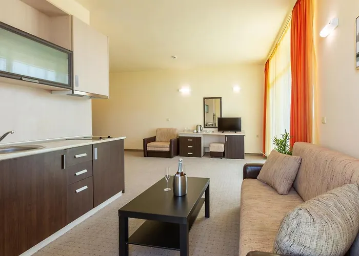 Julia 3* Свети-Влас